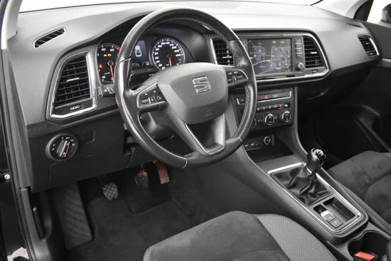 SEAT Ateca 1.4 EcoTSI 150 pk Xcellence | Zwenkbare trekhaak | Voorstoelen verwarmd | Parkeersensoren v+a | LED dagrijverlichting | Navigati