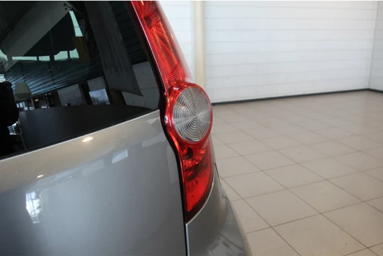 Opel Agila 1.0 ecoflex | 68 PK | Trekhaak | Airco | Electrische ramen | LM velgen |