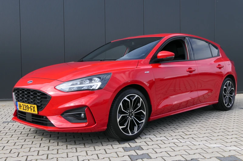 Ford Focus 1.0 EcoBoost 125pk ST Line | 18 Inch | B&O | Adaptive Cruise | Keyless | LED Koplampen