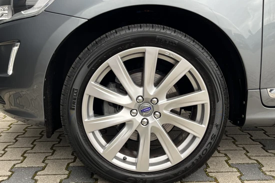 Volvo XC60 T5 Polar+ | Standkachel | BLIS | Adaptive Cruise| 20 inch | Gelamineerd Glas | Elektrische Achterklep