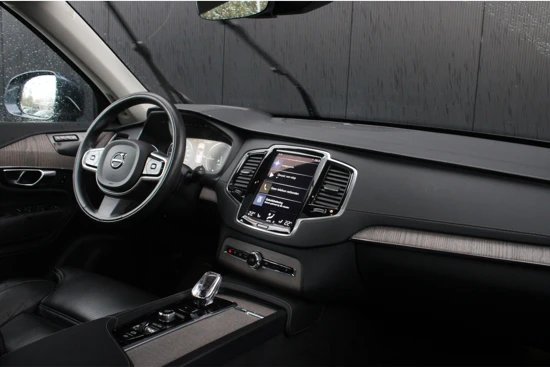 Volvo XC90 T8 AWD Inscription | Luchtvering | 360-Camera | Massagestoelen | Panoramadak | Harman-Kardon | Trekhaak | Head-up