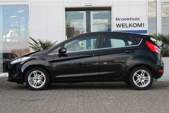 Ford Fiesta 1.0 100PK Titanium | Automaat | Voorruitverwarming | Navigatie | Clima | Parkeersensoren | Bluetooth |