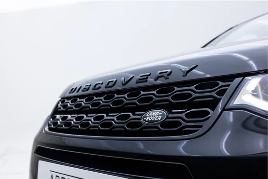 Land Rover Discovery Sport P300e R-Dynamic SE