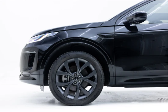 Land Rover Discovery Sport P300e R-Dynamic SE