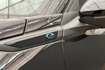Peugeot e-2008 GT 136PK 50 kWh | Warmtepomp | Adaptieve Cruise | Stoelverwarming | Panoramadak |