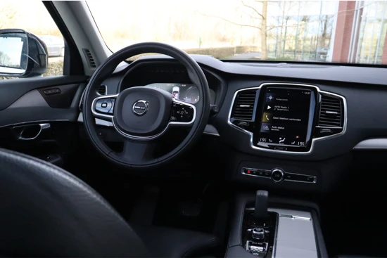 Volvo XC90 T8 AWD Recharge R-Design | Luchtvering | 360° Camera | Harman Kardon | Head-Up Display | Polestar Engineered | 22 Inch | Full LE