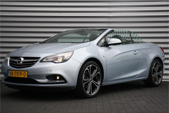 Opel Cascada 1.4 TURBO 140PK INNOVATION+ / NAVI / LEDER / CLIMA / LED / AGR / PDC / 19" LMV / CAMERA / UNIEK / WINTERPAKKET / NIEUWSTAAT !!