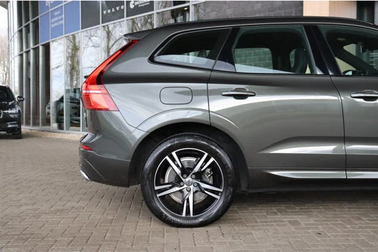 Volvo XC60 T8 AWD Recharge R-Design | Harman Kardon | Schuifdak | Stoelverwarming voor+achter | Stuurwielverwarming | Standkachel met Volvo