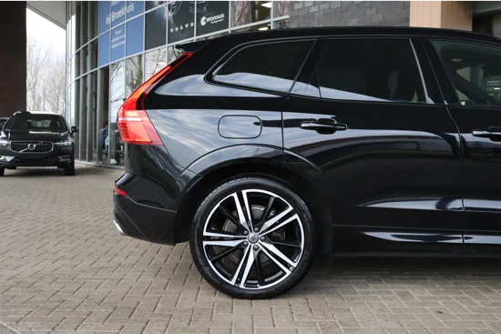 Volvo XC60 T6 AWD Recharge R-Design | Vol | Luchtvering | Bowers & Wilkins | 360° Camera | Head-Up Display | Adaptieve Cruise Control | Sto