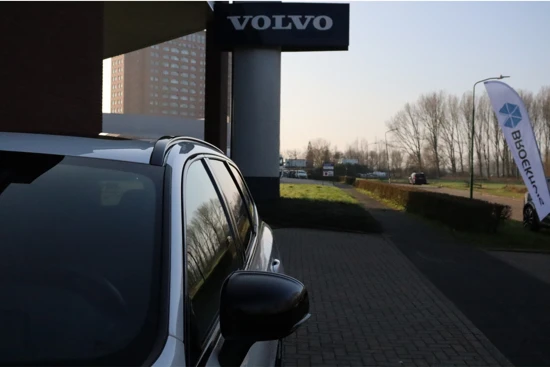 Volvo XC60 T6 AWD Recharge R-Design | Harman Kardon | Adaptieve Cruise Control | Stoel en Stuurwielverwarming | Camera | Schuifdak | Pilot