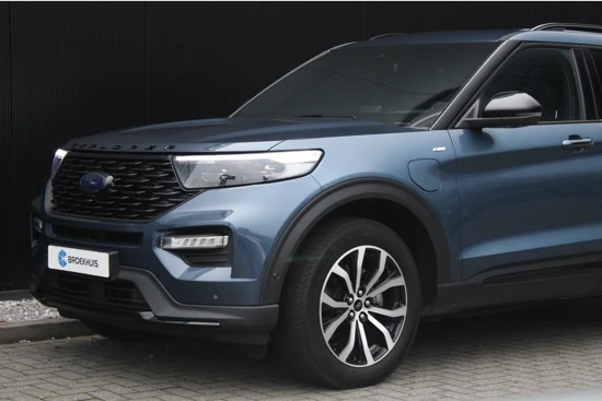 Ford Explorer 3.0 V6 PHEV ST-Line | TREKHAAK | BTW AUTO | MASAGE STOELEN | STANDKACHEL | PANO-DAK | 360 CAM