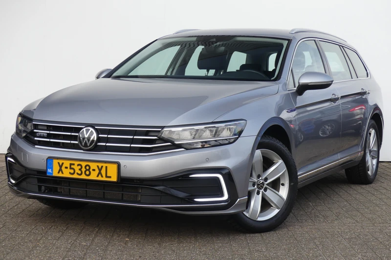 Volkswagen Passat Variant 1.4 TSI PHEV 218PK GTE Business | ADAPTIVE CRUISE | STOELVERWARMING | NAVI |