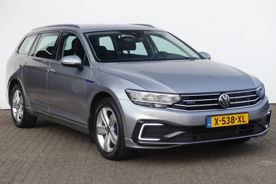 Volkswagen Passat Variant 1.4 TSI PHEV 218PK GTE Business | ADAPTIVE CRUISE | STOELVERWARMING | NAVI |