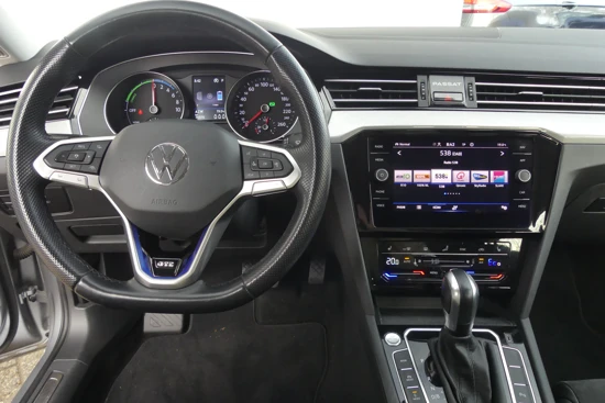 Volkswagen Passat Variant 1.4 TSI PHEV 218PK GTE Business | ADAPTIVE CRUISE | STOELVERWARMING | NAVI |