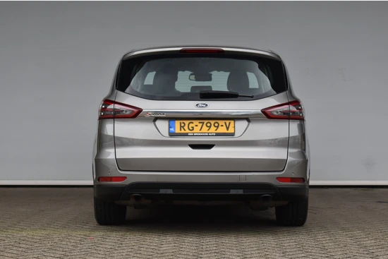 Ford S-Max 1.5 Titanium