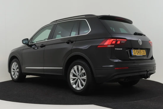 Volkswagen Tiguan 1.5 TSI 131pk Comfortline | 1e eigenaar | 100% dealeronderhouden | Adaptief cruise control | Trekhaak | spiegel pakket | Privacy