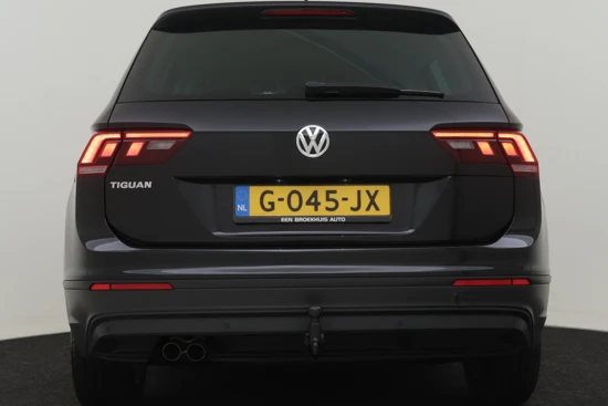 Volkswagen Tiguan 1.5 TSI 131pk Comfortline | 1e eigenaar | 100% dealeronderhouden | Adaptief cruise control | Trekhaak | spiegel pakket | Privacy