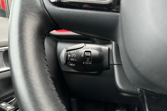 Citroën C3 1.2 PureTech Shine l Cimate control l Navigatie l Lichtmetalen velgen