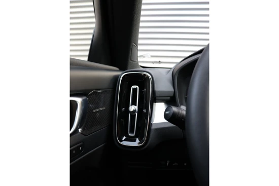 Volvo XC40 RECHARGE T4 PLUS DARK | HK AUDIO | PDC CAMERA | EL.BED.ACHTERKLEP | PDC V+A | DRIVER ASSIST