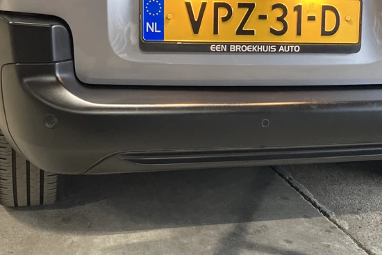 Citroën Berlingo 1.5 BlueHDI 100pk Club | Airco | 3-Zits | Navigatie d.m.v Apple Carplay- Android Auto