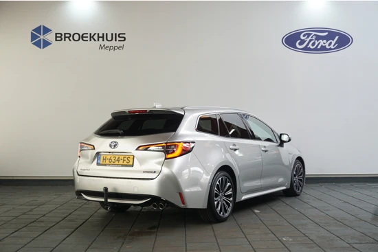 Toyota Corolla Touring Sports 2.0 Hybrid Executive | Trekhaak | Camera | Leder/Alcantara |