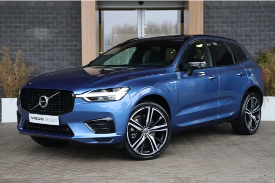 Volvo XC60 T6 AWD Recharge R-Design | Trekhaak | Harman Kardon | Adaptieve Cruise Control | Stoelverwarming voor+achter | Stuurwielverwarmi