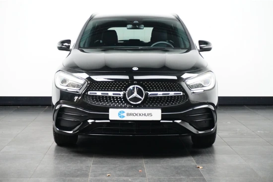 Mercedes-Benz GLA 180 AMG Line.