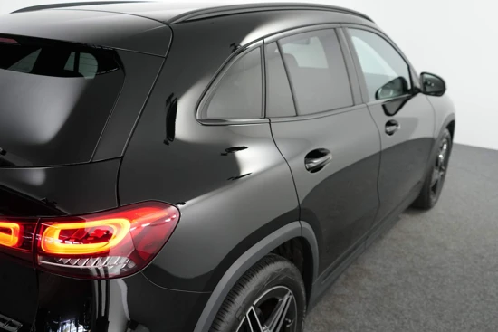 Mercedes-Benz GLA 180 AMG Line.