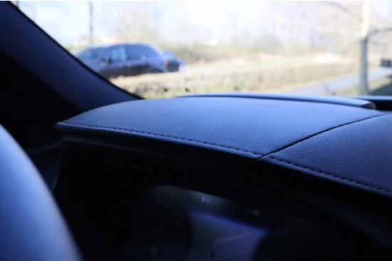 Volvo XC90 T8 AWD Recharge Inscription | Vol | Luchtvering | Bowers & Wilkins | Trekhaak | 360° Camera | Head-Up Display | Stoelverwarming