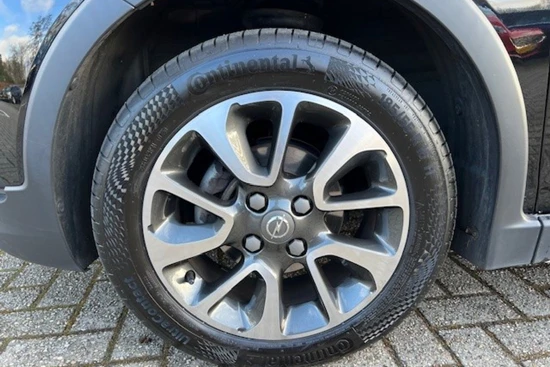 Opel KARL Rocks Online Edition 1.0 75 PK |NAVIGATIE |CRUISE CONTROL |AIRCO |DAB |15" VELGEN |PARKEERSENSOREN |MISTLAMPEN |