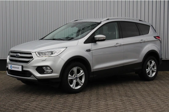 Ford Kuga 1.5 EcoBoost Cool & Connect | Trekhaak | Stoelverwarming | Navigatie | Parkeersensoren