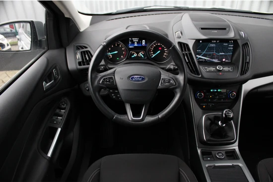 Ford Kuga 1.5 EcoBoost Cool & Connect | Trekhaak | Stoelverwarming | Navigatie | Parkeersensoren