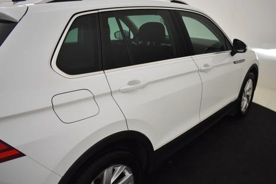 Volkswagen Tiguan 1.5 TSI Life 150pk DSG/AUT | Adaptief cruise control | Navigatie | Trekhaak | Stuur + Stoelverwarming | DAB radio | LED koplampe