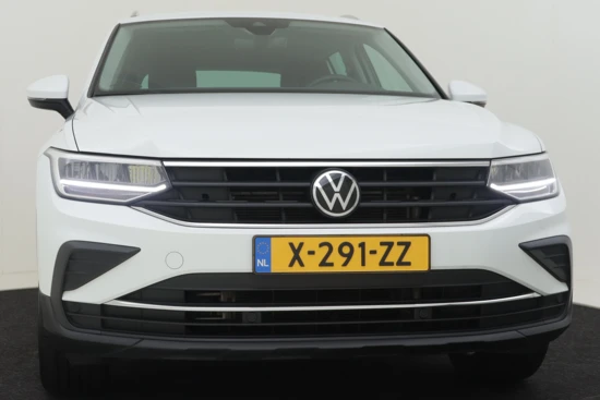 Volkswagen Tiguan 1.5 TSI Life 150pk DSG/AUT | Adaptief cruise control | Navigatie | Trekhaak | Stuur + Stoelverwarming | DAB radio | LED koplampe