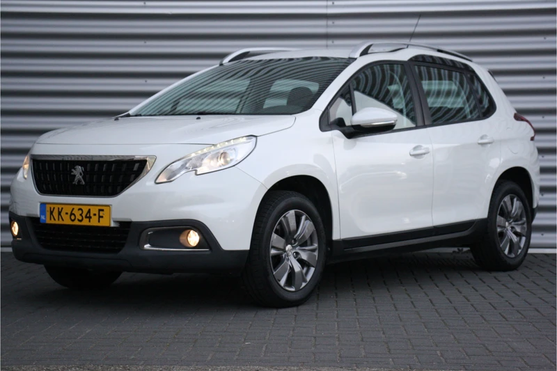 Peugeot 2008 1.2 PURETECH 110PK BLUE LION / NAVI / AIRCO / LED / PDC / 16" LMV / TREKHAAK / BLUETOOTH / CRUISECONTROL / NIEUWSTAAT !!