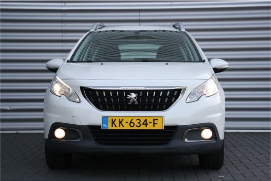 Peugeot 2008 1.2 PURETECH 110PK BLUE LION / NAVI / AIRCO / LED / PDC / 16" LMV / TREKHAAK / BLUETOOTH / CRUISECONTROL / NIEUWSTAAT !!