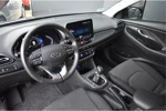 Hyundai i30 1.0 T-GDi MHEV Comfort Smart 120pk | Navigatie | Parkeersensoren | LED | Keyless-Entry | Regensensor | 16"LMV | !!