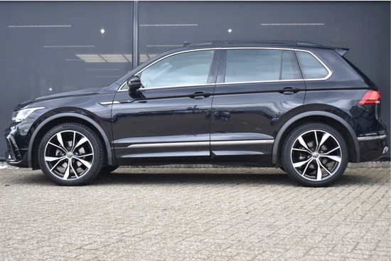 Volkswagen Tiguan 1.5 TSI R-Line Business+ Automaat | Facelift! | Schuif-/Kanteldak | IQ-Light Matrix | Stoelverwarming | 19"LMV | Elektr. Achterk