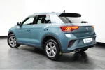 Volkswagen T-Roc 1.5 TSI 150PK DSG-7 R-Line | NAVIGATIE | TREKHAAK | CAMERA | STOELVERW.