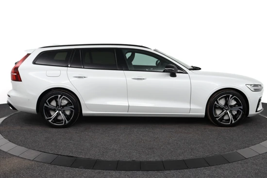 Volvo V60 T6 Recharge AWD Ultimate Dark Direct leverbaar