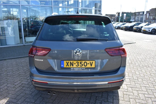 Volkswagen Tiguan 1.5 TSI 150PK DSG-7 Highline Business R-Line | PANORAMADAK | NAVIGATIE | TREKHAAK