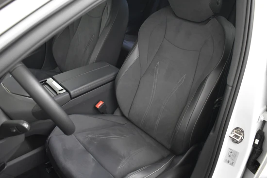 Volkswagen Polo 1.0 TSI 96pk Life DSG/AUT | Adaptief cruise control | Navigatie | App connect | Fabrieksgarantie 2026 | Parkeersensoren v+a | LE