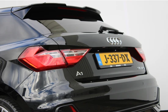 Audi A1 S line Edition One 35 TFSI 150 pk S-tronic | Camera | Navigatie | Stoelverwarming | 18"Lmv | Digitaal Dashboard