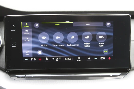 Škoda Octavia Combi 1.4 TSI iV PHEV Business Edition | Camera | Stoelverwarming | PDC v+a | Keyless | Digitaal Dash | 18"Lmv | LED | Apple Car