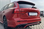 Volvo V60 T6 Recharge AWD Ultra Dark | Styling Pack | Heico | Panoramadak | Harman/Kardon | 20" Velgen |