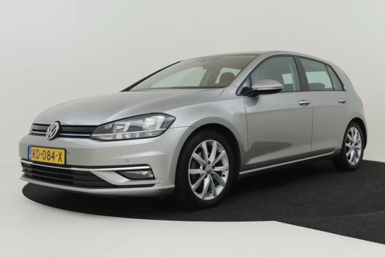 Volkswagen Golf 1.5 TSI 130PK Highline | Trekhaak | App-Connect | Achteruitrij camera | Volledig digitaal instrumentenpaneel | Adaptieve Cruise