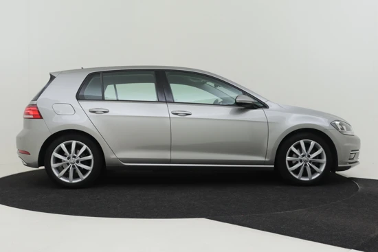 Volkswagen Golf 1.5 TSI 130PK Highline | Trekhaak | App-Connect | Achteruitrij camera | Volledig digitaal instrumentenpaneel | Adaptieve Cruise