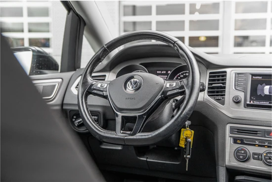 Volkswagen Golf Sportsvan 1.0 TSI 115 PK Comfortline | Navigatie | Cruise control | Parkeersensoren | Trekhaak