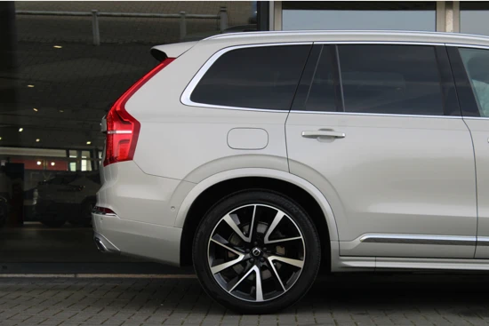 Volvo XC90 T8 Inscription | Luchtvering | Standkachel | Panoramadak | Adaptive Cruise | Bowers & Wilkins | Trekhaak | HUD | 21''