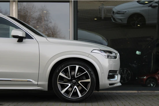 Volvo XC90 T8 Inscription | Luchtvering | Standkachel | Panoramadak | Adaptive Cruise | Bowers & Wilkins | Trekhaak | HUD | 21''